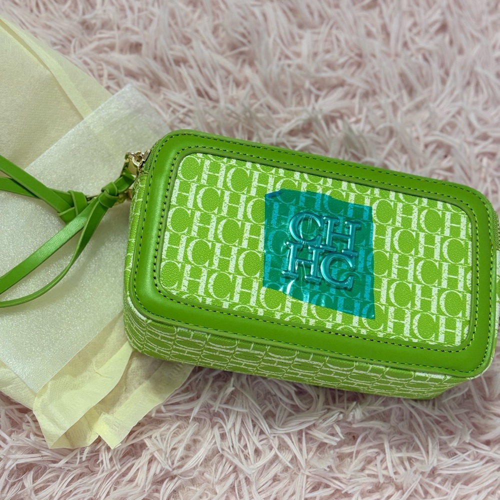 Brand New Carolina Herrera Lime Green Crossbody Bag - Picture 2 of 11